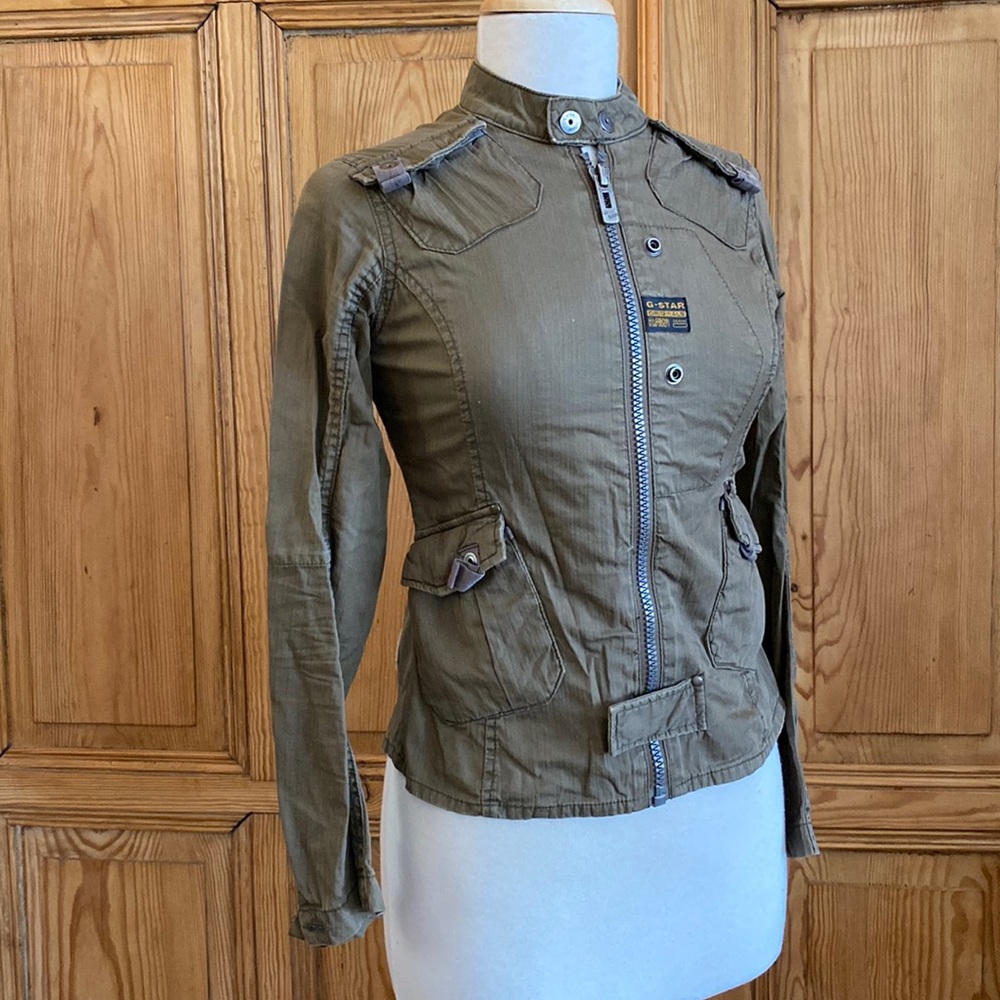 G-star Raw. Woman’s light weight 100% cotton jacket .